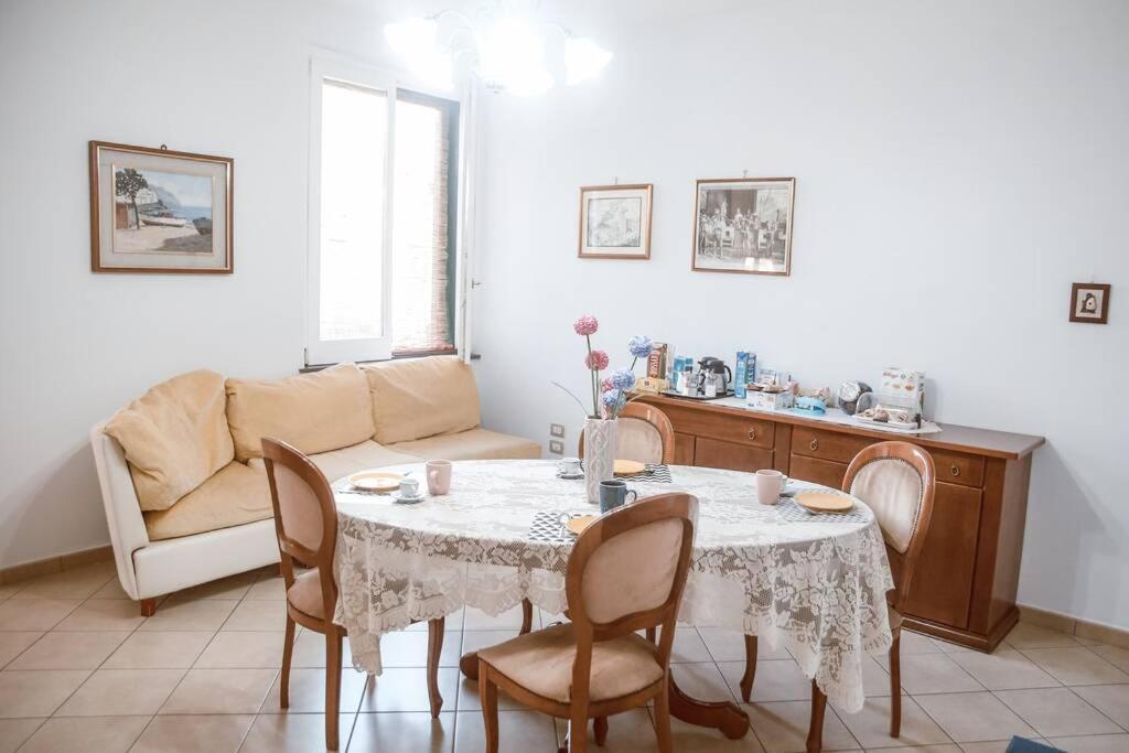 Annabella'S Country House Historic Apartment SantʼAntonio Abate Kültér fotó